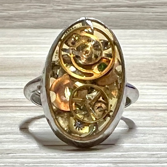 Vintage Designer Avon Silver Steampunk Gear Statement Ring, Size 7.5 - Picture 2 of 10